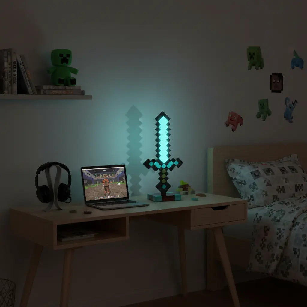 Espada de Diamante de Minecraft con Luz LED — Recargable