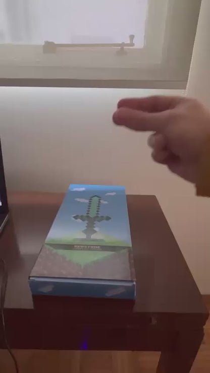 Espada de Diamante de Minecraft con Luz LED — Recargable